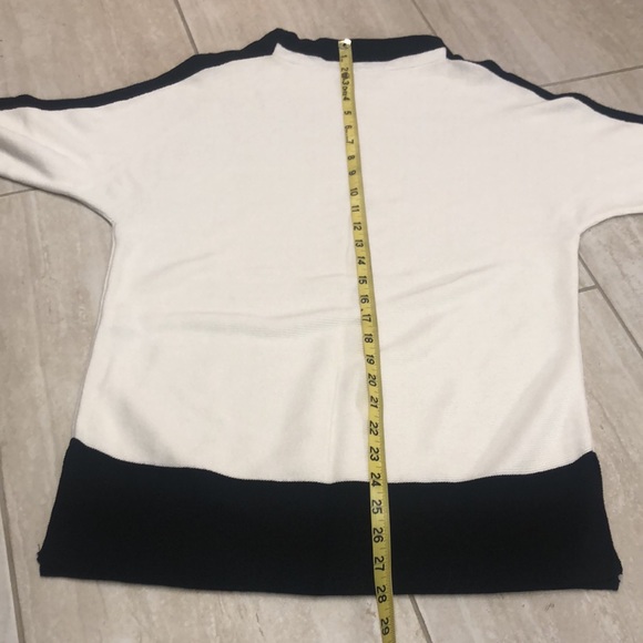 Chico’s Zenergy Sweater - Picture 7 of 9